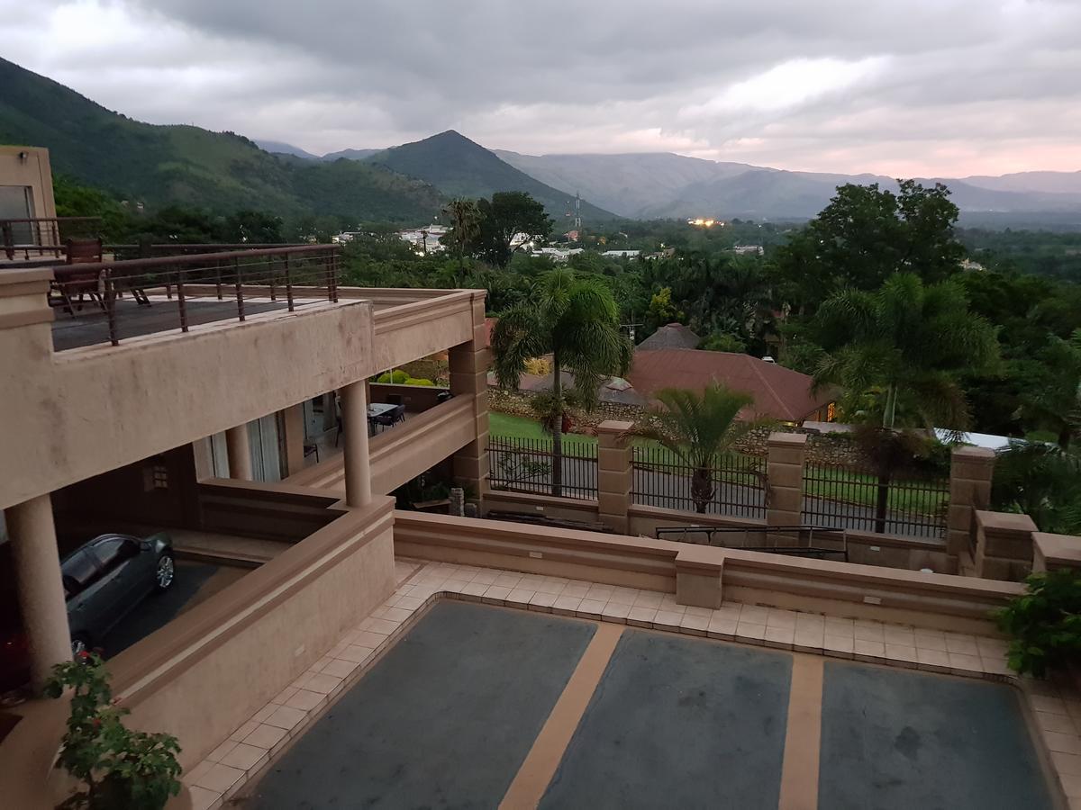 Bubez Guesthouse バーバートン エクステリア 写真